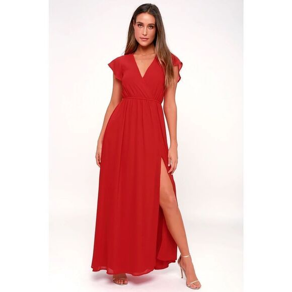 Lulu’s nwt Lost in the Moment Red Maxi Dress size small - Picture 1 of 14